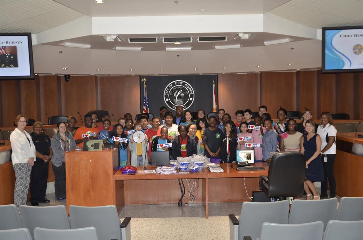 DMMS at FP City Hall 05-18-16 (2)_thumb.jpg